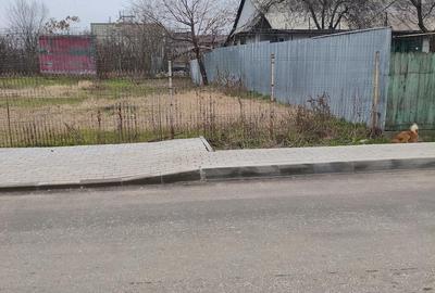 Teren de 553 mp, în Central - 4