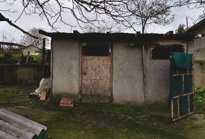 Seimenii Mici  Casa  Individuala 3 Camere Chirpici  S.teren  2100 Mp/42 Acte OK - 10