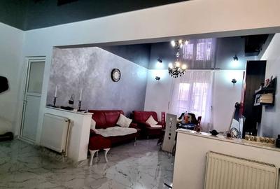 Casă cu 4 camere în Central - 3