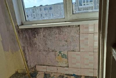 Apartament cu 3 camere semidecomandat în Central - 3