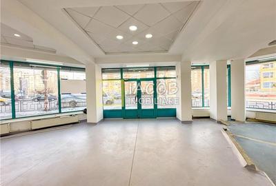 Spațiu comercial, de 125.5 mp, în Central - 3