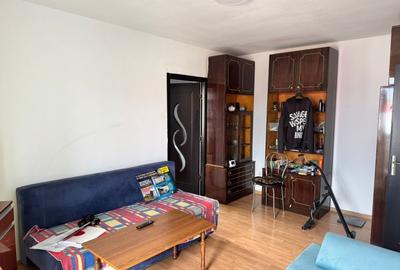 Apartament de vanzare, 40 mp, zona Sasar - 2