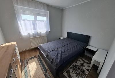 Apartament cu 3 camere semidecomandat în 14 Mai - 2