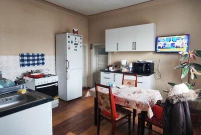 Casă cu 3 camere în Micro 1 - 6