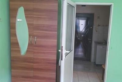 Garsoniera, etaj 2, Tractorul, Brasov - 2