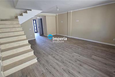 Duplex cu 4 camere cu Canalizare în Bucium - 2