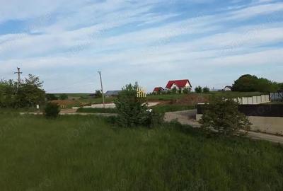 Teren de 1100 mp, în Siret - 2