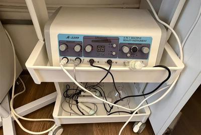 Spațiu comercial, de 43.470001220703 mp, în 9 Mai - 5