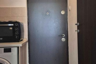 Garsonieră decomandată în Central - 7