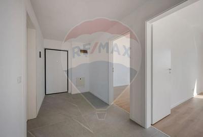 Apartament cu 3 camere decomandat în Periferie - 1