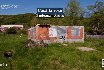 Casă cu 3 camere cu Teren 1428 Mp în Budeasa - 2
