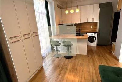 Penthouse nou de lux cu 2 camere terasa 40 mp si parcare in Sibiu