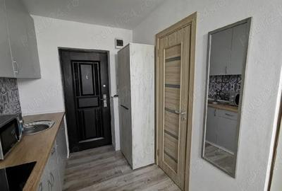 Garsonieră semidecomandată în UTA - 3