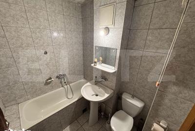Apartament cu 2 camere decomandat în Calea București - 3