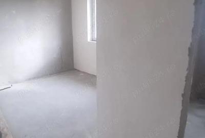 Casă cu Teren 300 Mp în Ianova - 5