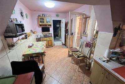 Casa pentru 2 familii zona Ghiroda, CENTRALA, teren 570mp - 6