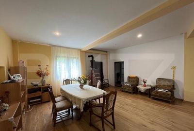 Casa P + M 369 mp utili, teren 1.515 mp, foi?or, Leamna de - 2