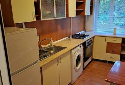 Inchiriez apartament 3 cameew central bulevard A I CUZA Inchiriez apartament 3 cameew central bulevard A I CUZA - 7