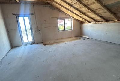 Casă individuală cu 7 camere cu Canalizare în Lumina - 4