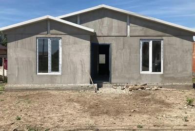 Vand Casa in Cazasu - 2