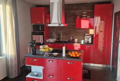 Proprietar vand vila p+e individuala mo?ni?a noua - 1