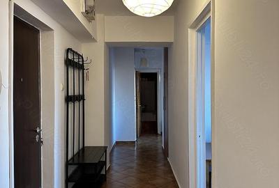 Apartament cu 3 camere decomandat în Titulescu - 9