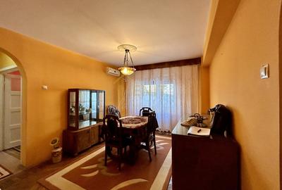 Apartament cu 3 camere semidecomandat, mobilat în Central - 2