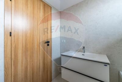 Apartament cu terasa si 2 parcari - Complex nou central - 14