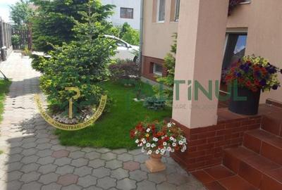 Vila Șelimbăr - 700 mp teren, jacuzzi, semineu, front stradal 30 ml - 26