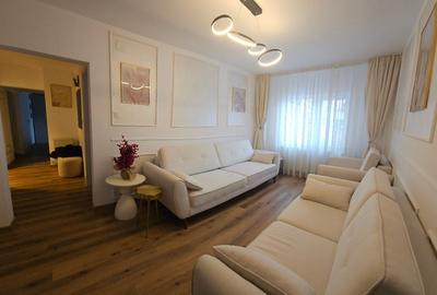 Apartament cu 4 camere decomandat în Centrul Civic - 1