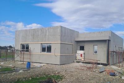 Casă cu 4 camere cu Teren 800 Mp în Vest - 2