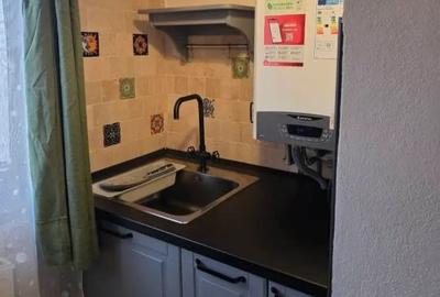 Apartament cu 2 camere decomandat în Girocului - 2