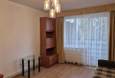 Apartament cu 3 camere in tractorul - 15