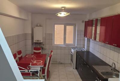 Apartament cu 3 camere decomandat în Cetate - 1