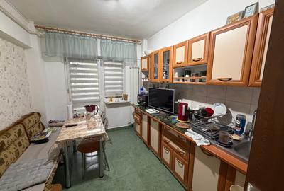 Apartament cu 2 camere decomandat în Pelican - 4