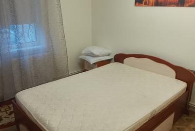 Închiriez apartament 3 camere vizavi de plaja modern , 80mp - 1