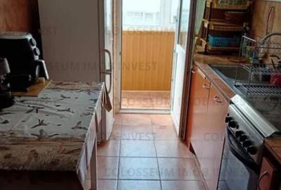 Apartament 3 camere, decomandat - zona Astra - 5