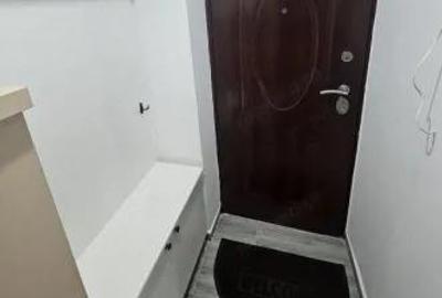 Garsonieră semidecomandată, mobilată în Titan