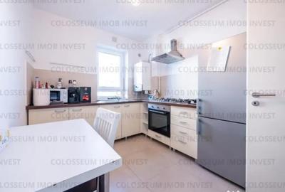 Apartament cu 2 camere decomandat în Tractorul - 4