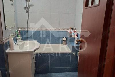 Apartament cu 3 camere decomandat în Tudor - 3