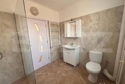 Casă cu 3 camere cu Teren 1000 Mp în Central - 11