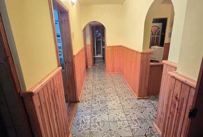 Apartament cu 4 camere decomandat în Micro 3 - 3