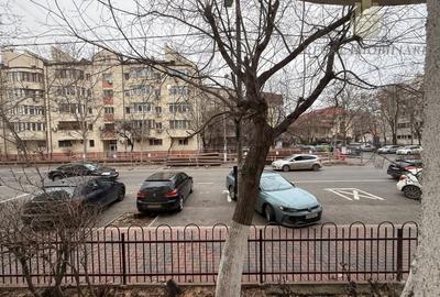 Birou, de 40 mp, în Unirii - 8