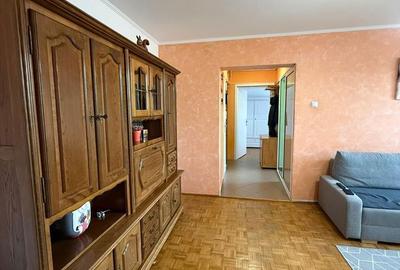 Apartament cu 3 camere semidecomandat în Gruia - 11
