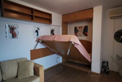 Garsonieră decomandată în Universitate - 2