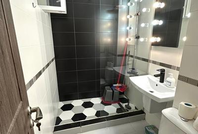 Apartament cu 3 camere semidecomandat în Drumul Taberei - 3