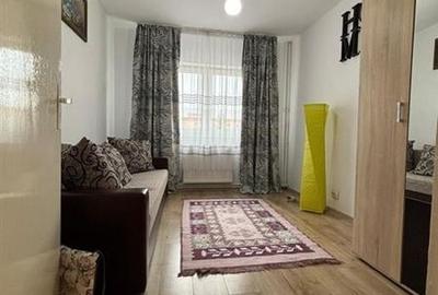 Apartament 3 camere Tractorul - 3