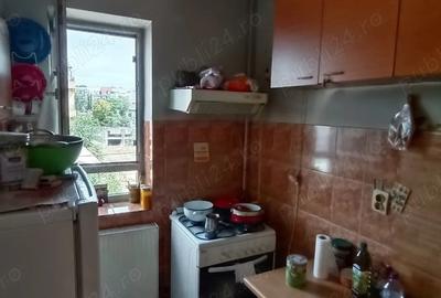 Garsonieră decomandată în Central - 2