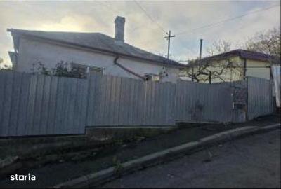 Casă cu 3 camere în Central - 3