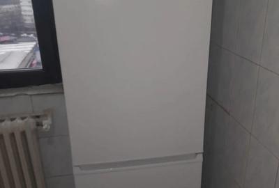 Garsoniera Pia?a Gorjului - 4